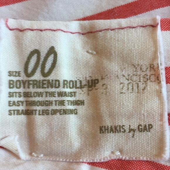 Gap Boyfriend Roll-Up Red/White Shorts Size 00 NWT - Picture 3 of 6